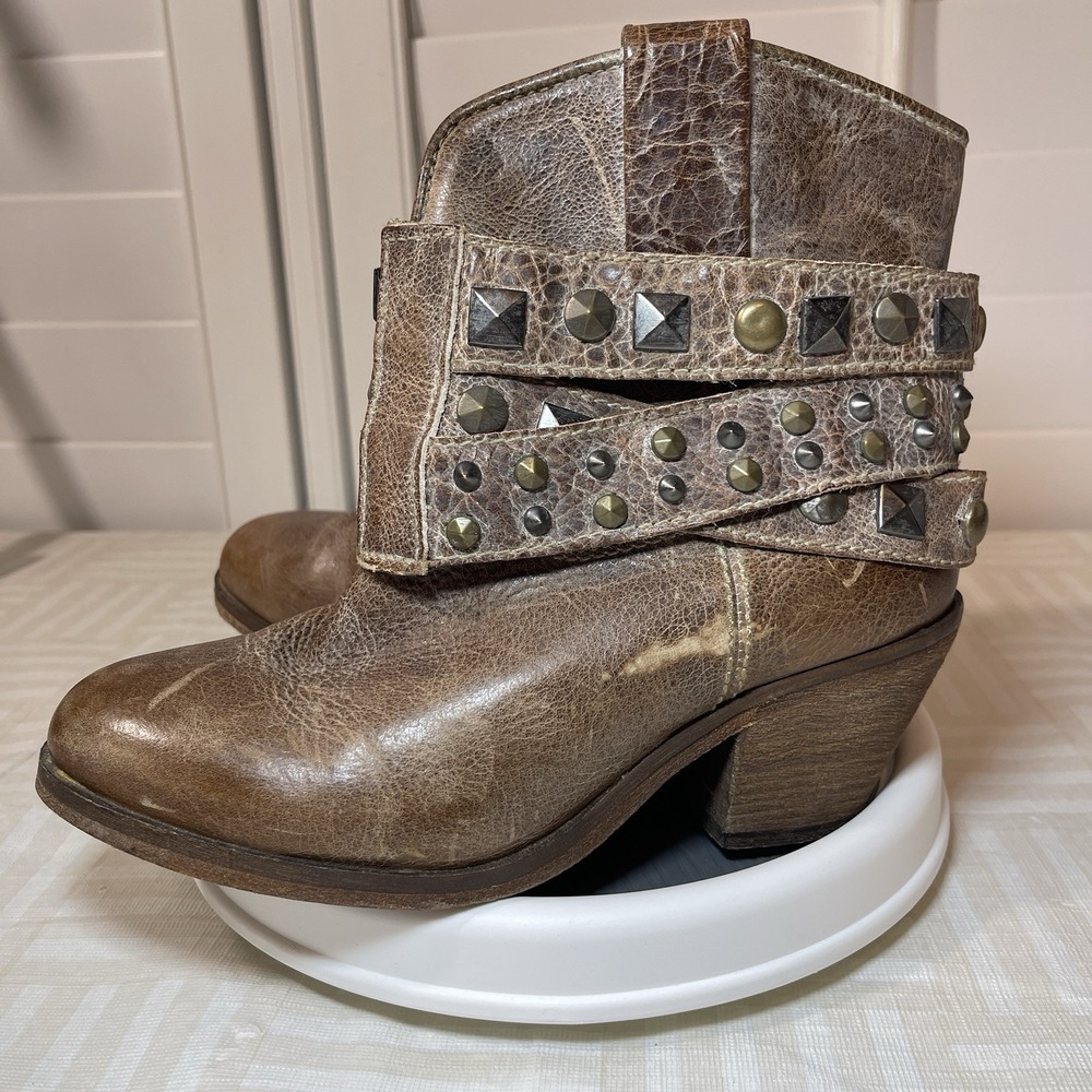 Corral Circle G Ladies Saddle Brown‎ Studded Strap Ankle Boots Size 6M - Picture 2 of 14